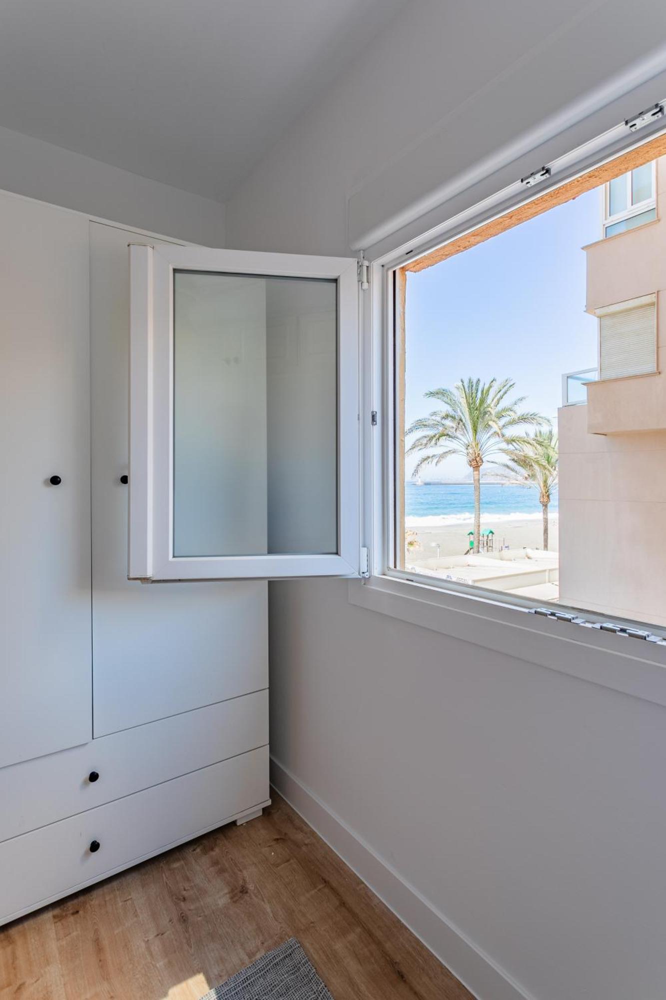Trendyhomes Zapillo Beach - Primera Linea De Playa Almería Extérieur photo